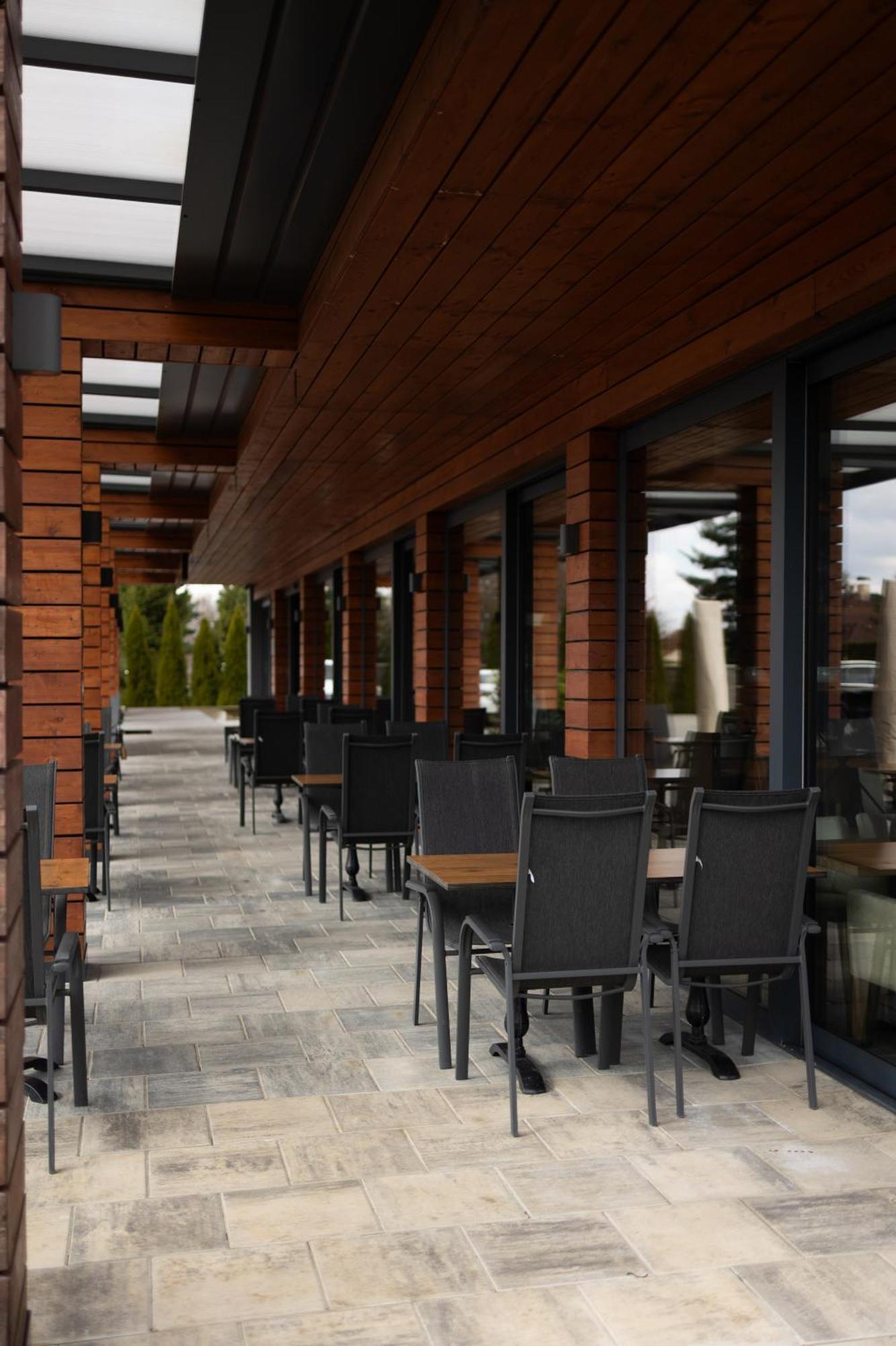 Gazda Hotel&Restaurant - Self Chek-In Jesenice  المظهر الخارجي الصورة